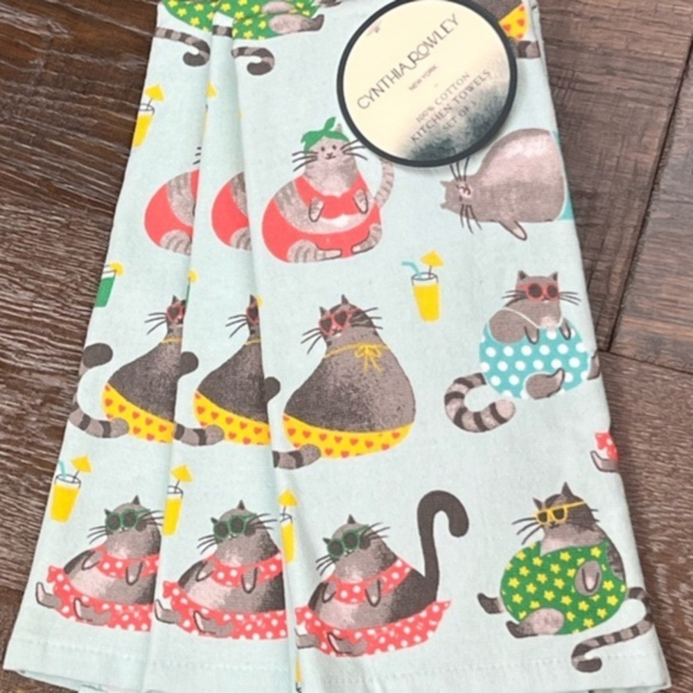 Cynthia Rowley - ‘Swimsuit Cats’ dish towels (3) NWT. Firm! No offers! Last one!